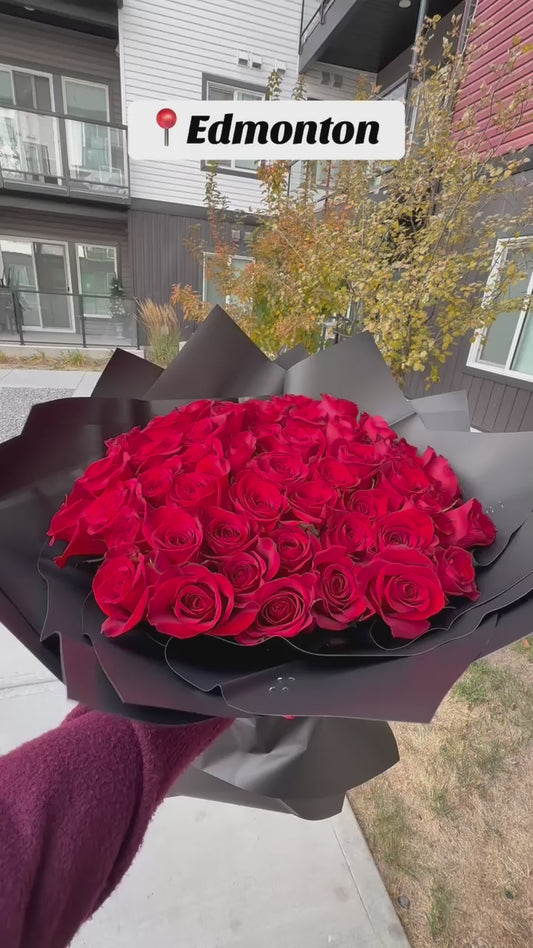 Grand Passion – Luxury Red Rose Bouquet